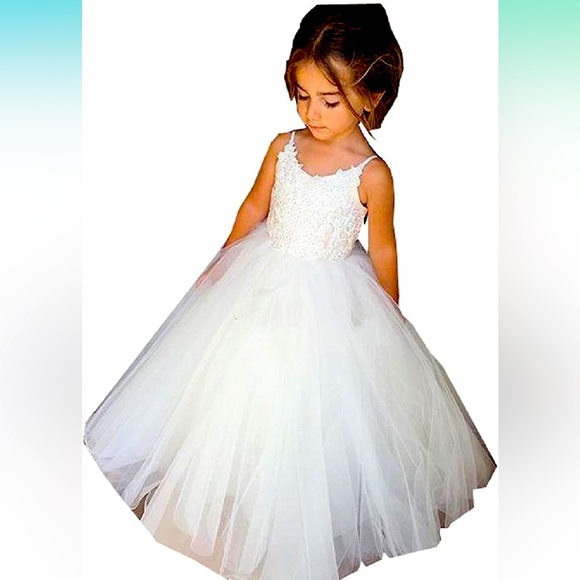 NWOT White Flower Girl / Communion Dress Size 4 - Picture 2 of 7